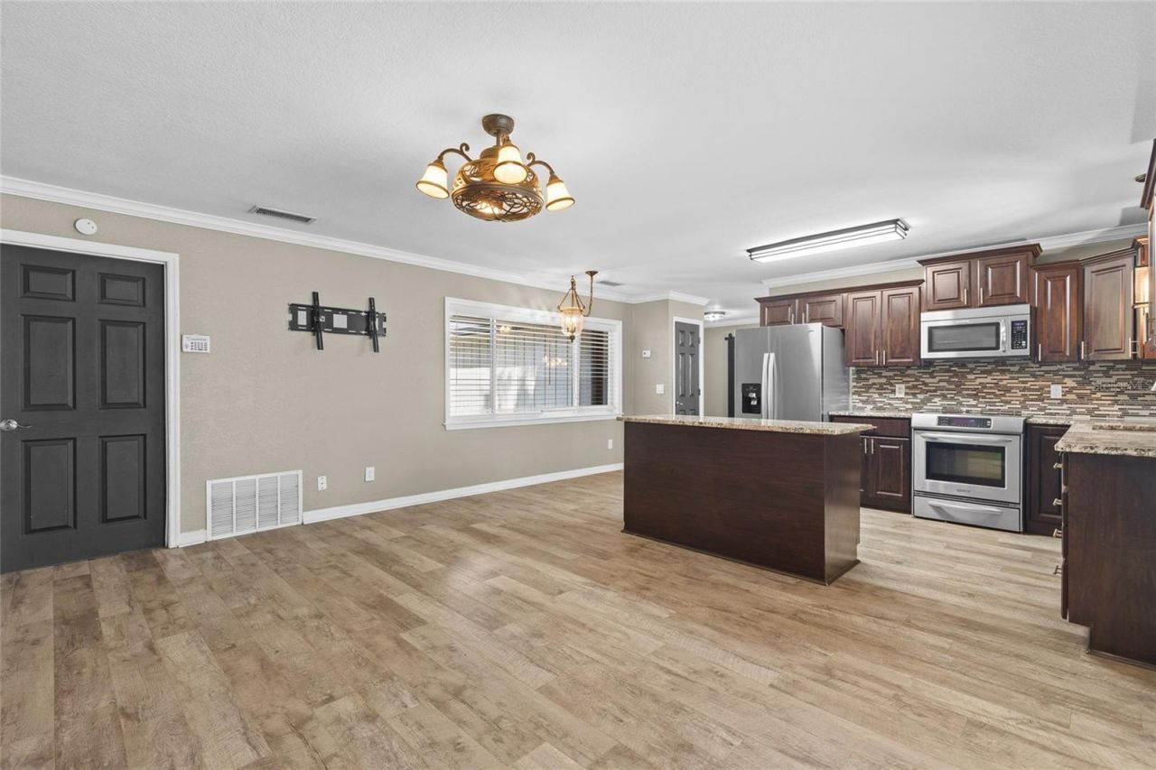 207 Royal Oaks Circle , Longwood, FL 32779 Photo