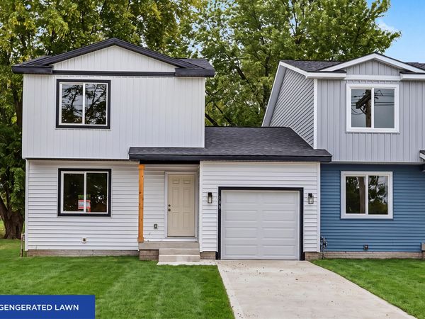 106 E Sycamore Street, Ogden, IA 50212