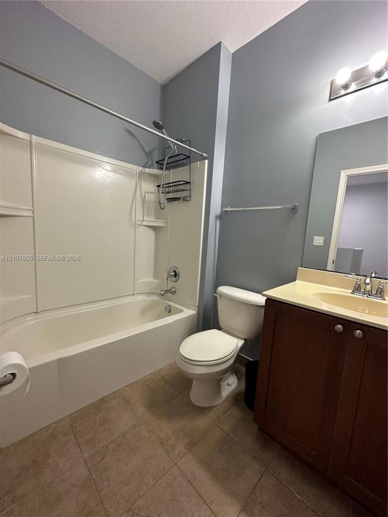 155 SW 7th Ct, Unit 155, Pompano Beach, FL 33060 Photo