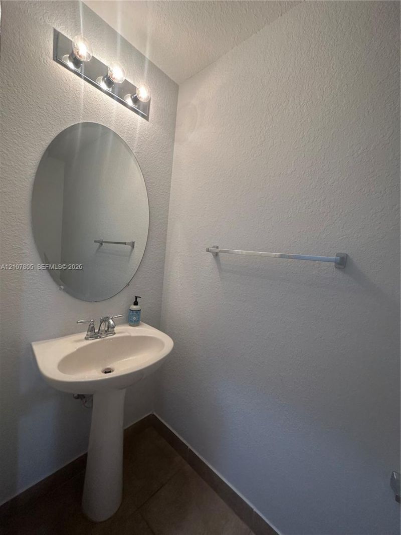 155 SW 7th Ct, Unit 155, Pompano Beach, FL 33060 Photo