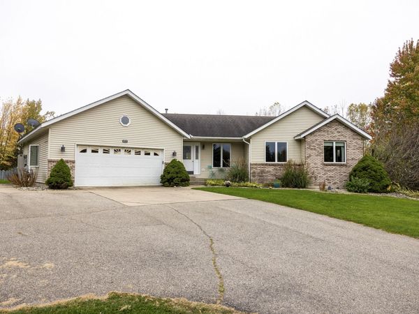 10731 Eastern Avenue SE, Wayland, MI 49348