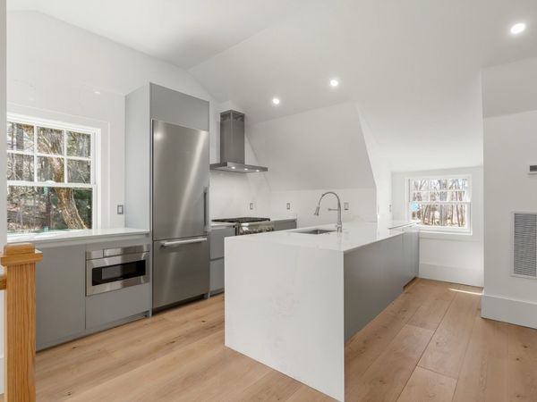 2 Effie Place (Carriage House), Unit 2, Lexington, MA 02421