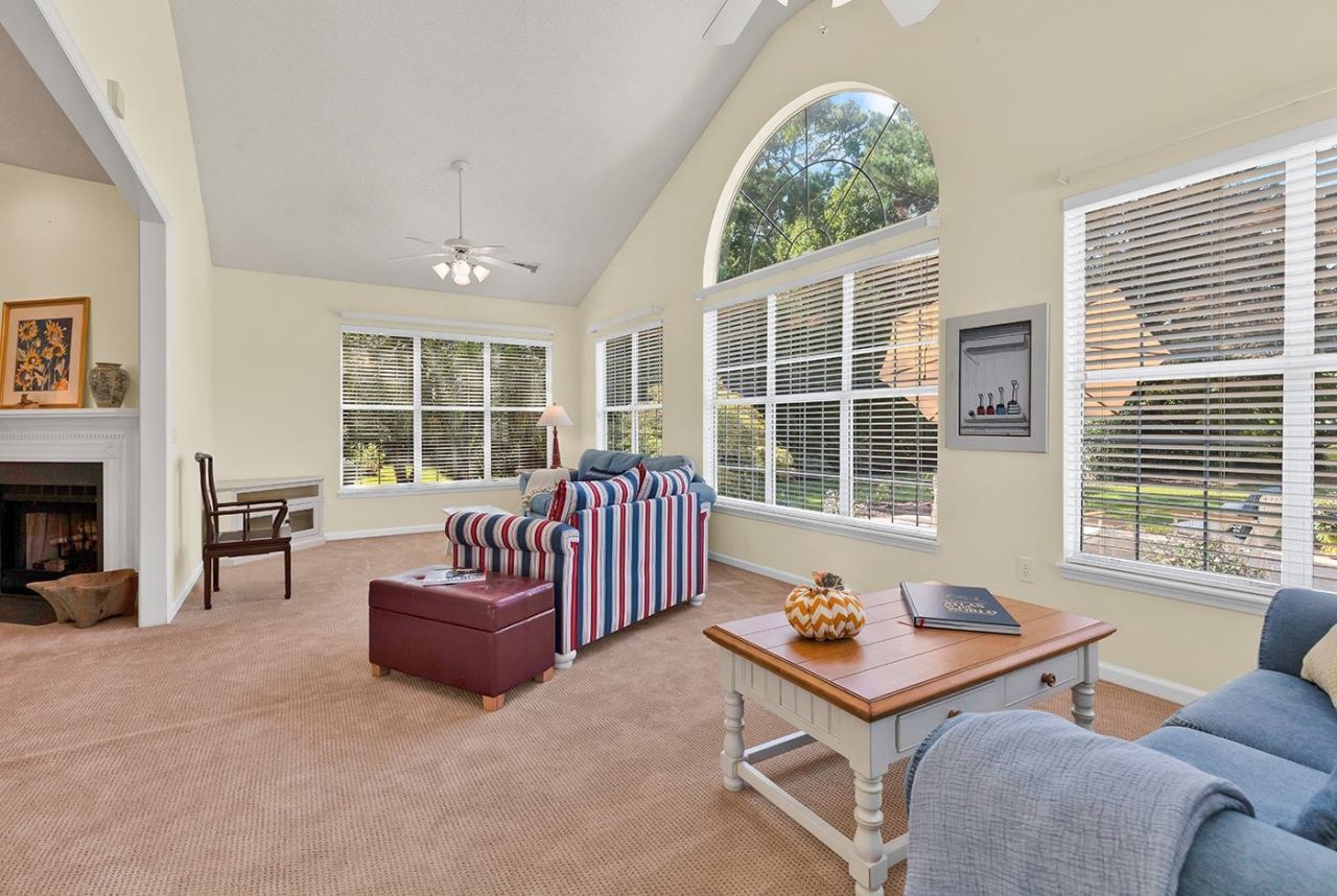 28 Opera Ct. Photo 25