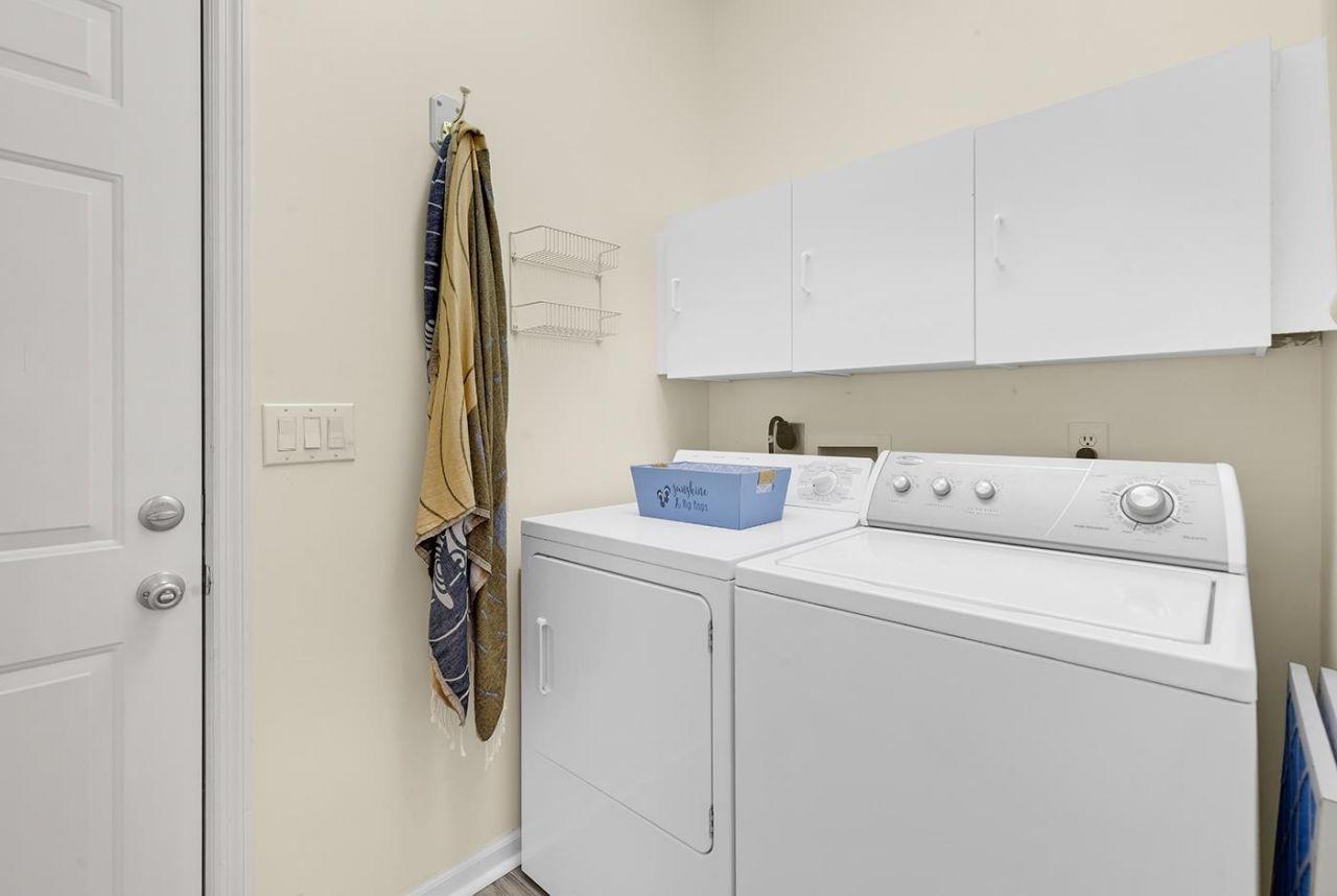 28 Opera Ct. Photo 5