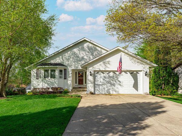 1261 Lake Summerset Road , Davis, IL 61019