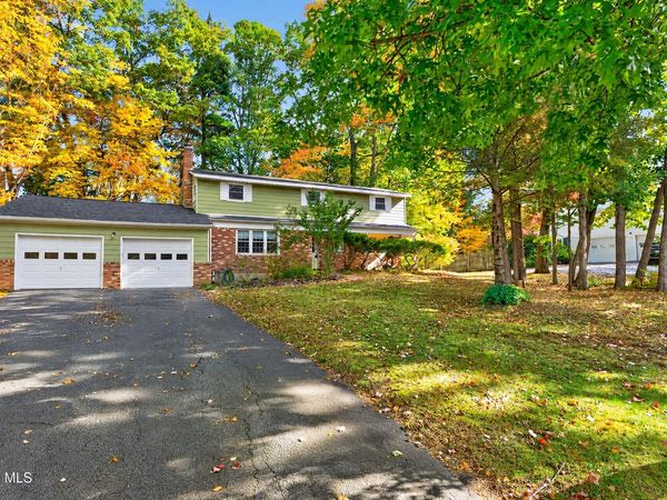 13 Rolling Brook Drive, Clifton Park, NY 12065