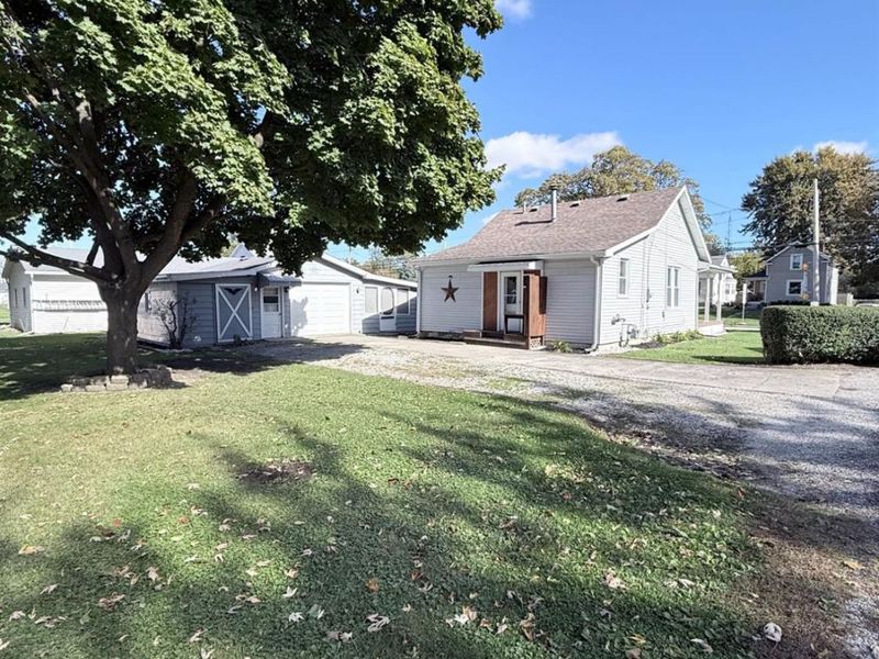 315 N Locust Street, Oak Harbor, OH 43449 Photo 6