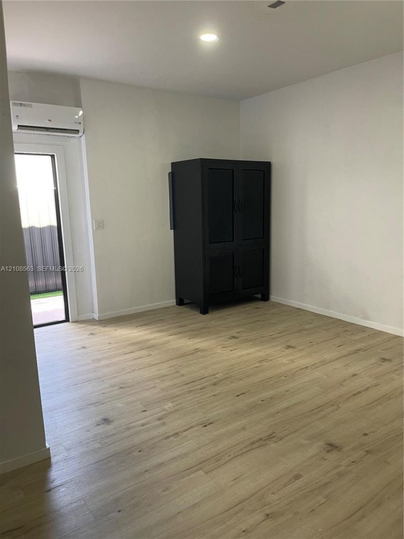 14554 SW 161 Ct , Unit Studio, Miami, FL 33196 Photo