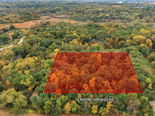 8509 Crystal Springs Road , Woodstock, IL 60098