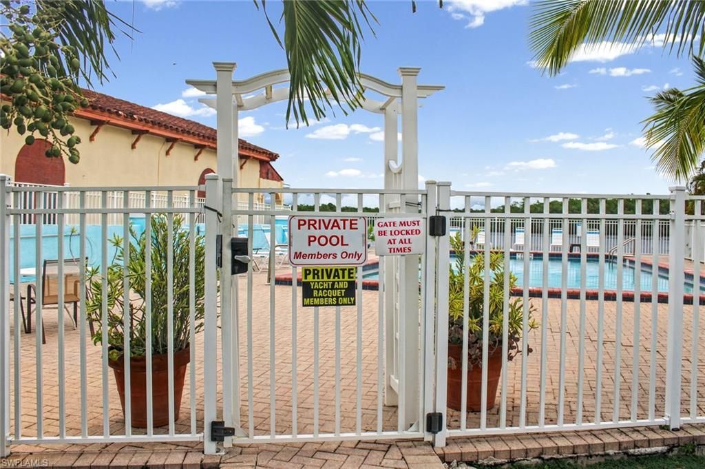241 Lake Placid Ct , Unit 605, Everglades City, FL 34139 Photo