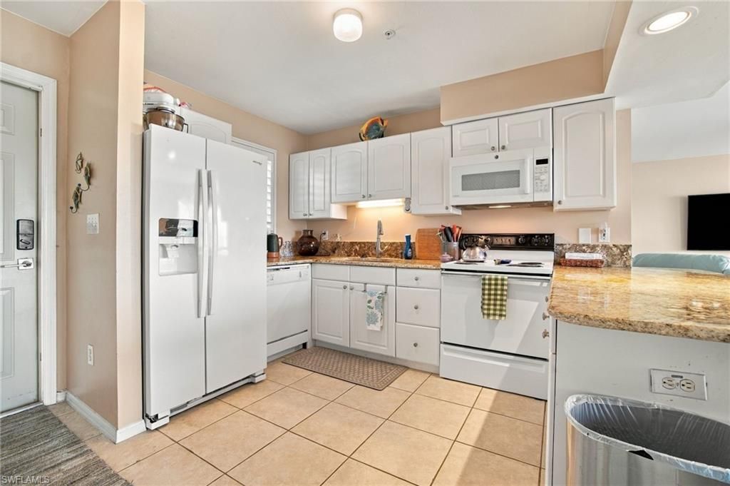 241 Lake Placid Ct , Unit 605, Everglades City, FL 34139 Photo