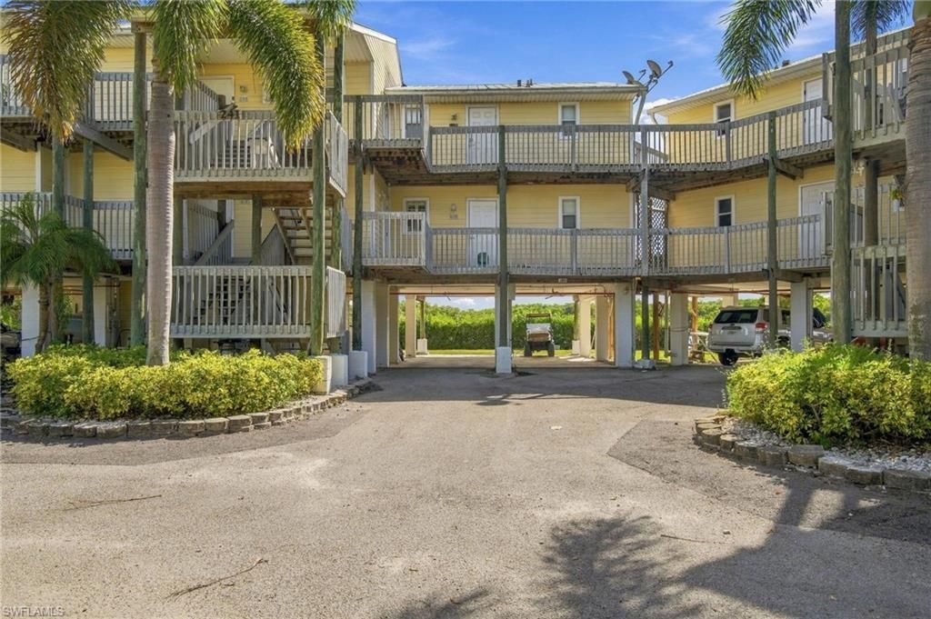 241 Lake Placid Ct , Unit 605, Everglades City, FL 34139 Photo