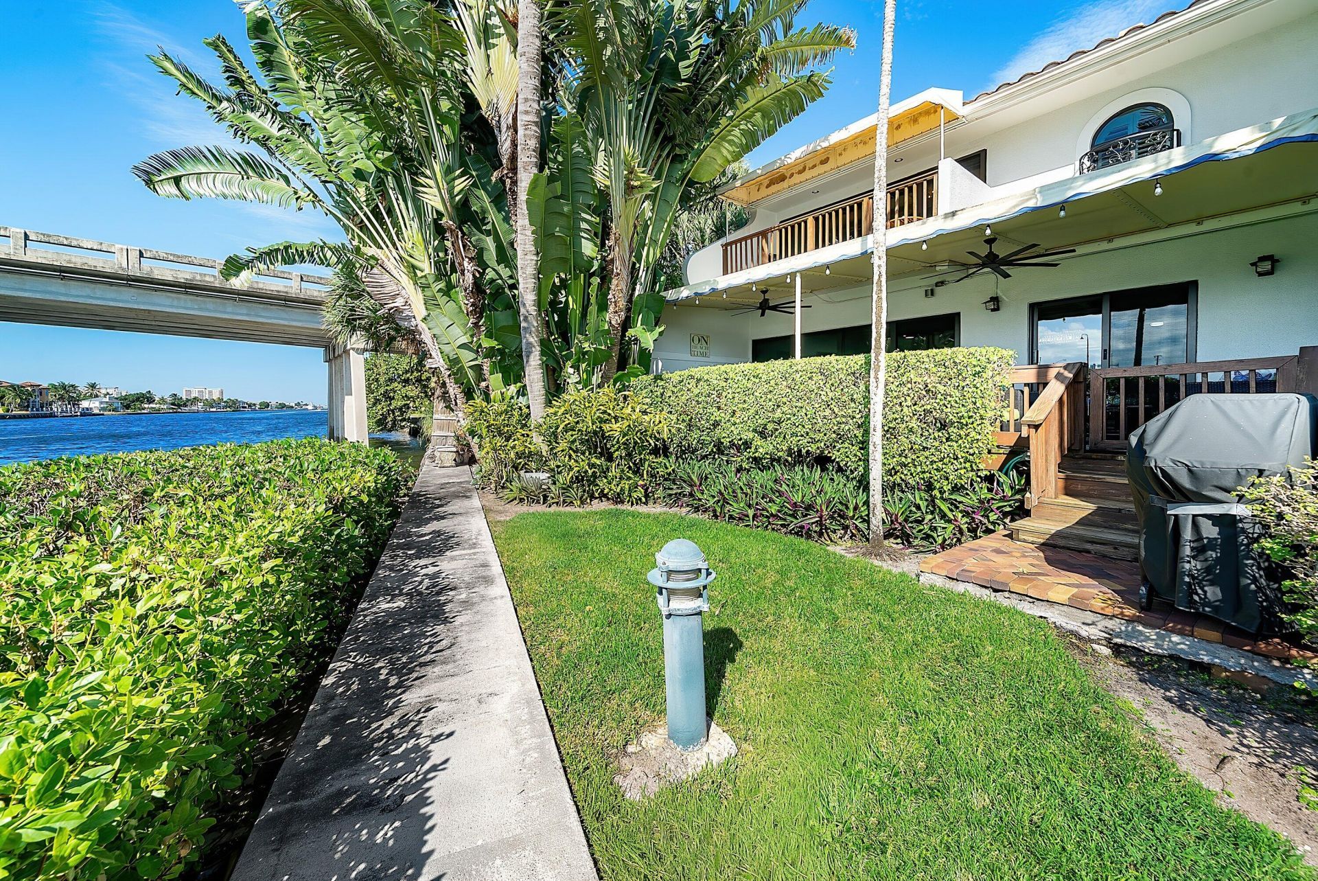 5598 N Ocean Boulevard, Ocean Ridge, FL 33435 Photo