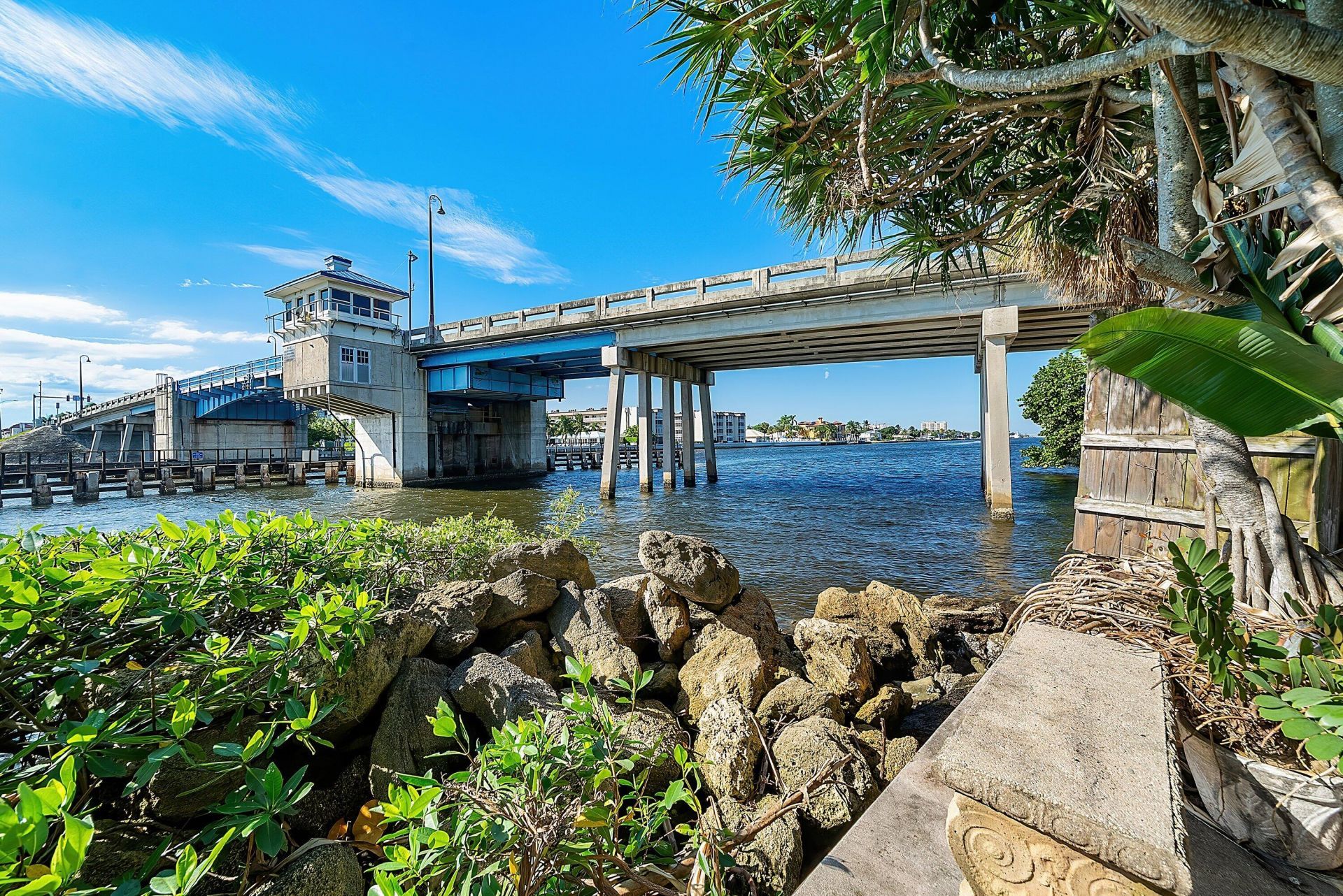 5598 N Ocean Boulevard, Ocean Ridge, FL 33435 Photo