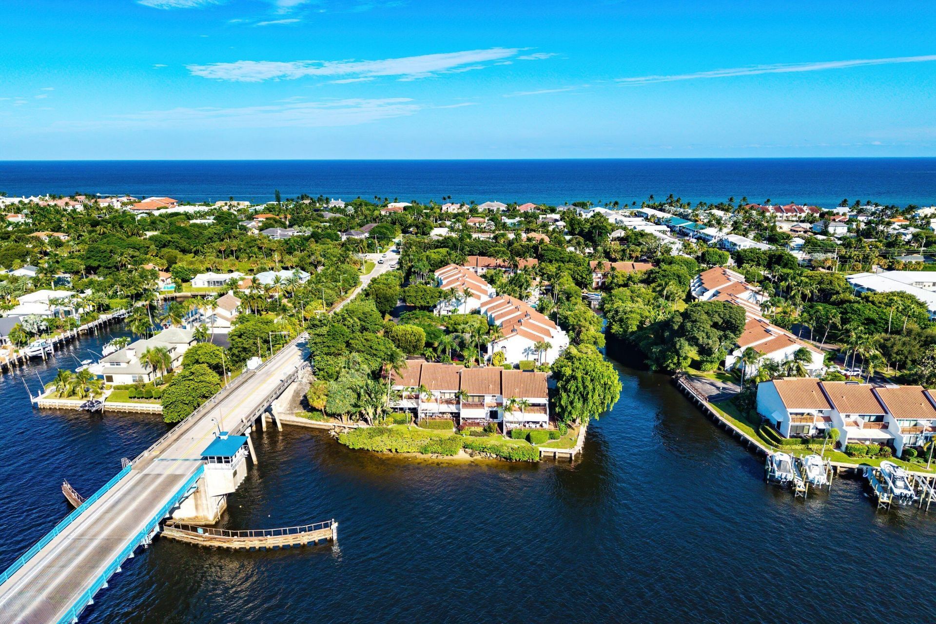5598 N Ocean Boulevard, Ocean Ridge, FL 33435 Photo