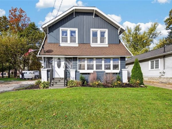 2674 6th Street, Cuyahoga Falls, OH 44221