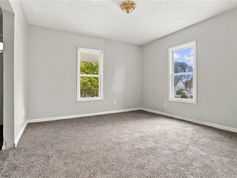 367 Fuller Street, Akron, OH 44306 Photo 9