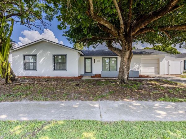 1038 RIDGEWAY DRIVE , NORTH FORT MYERS, FL 33903