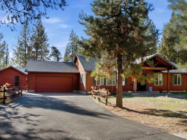 52971 Walker Way, La Pine, OR 97739