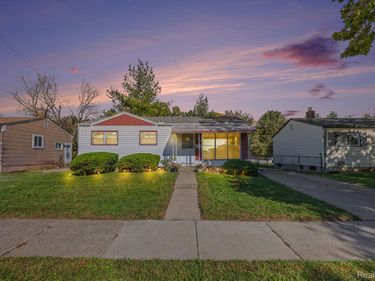 13811 Sherman Avenue, Warren, Mi 48089