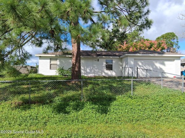 1224 Logan Avenue NW , Palm Bay, FL 32907