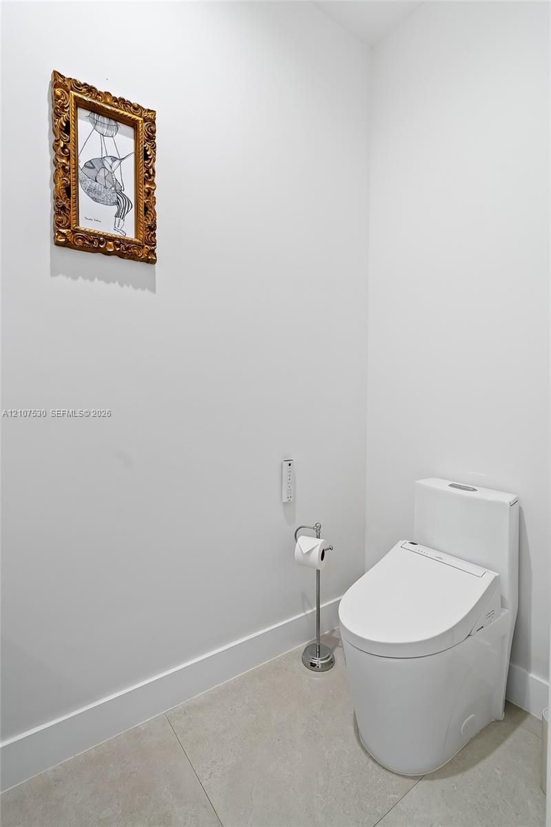 311 SE 189th St., Sunny Isles Beach, FL 33160 Photo