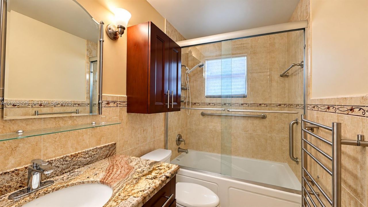 7931 W 6th Ave , Hialeah, FL 33014 Photo