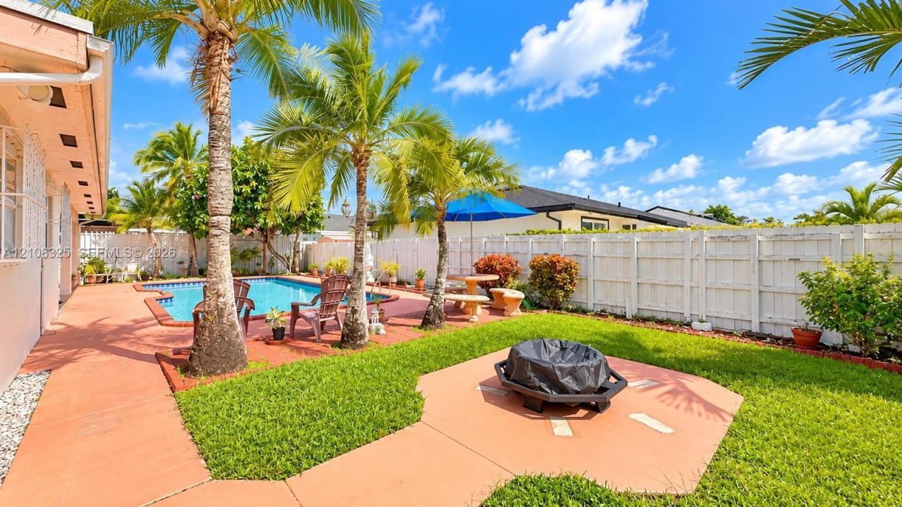 7931 W 6th Ave , Hialeah, FL 33014 Photo