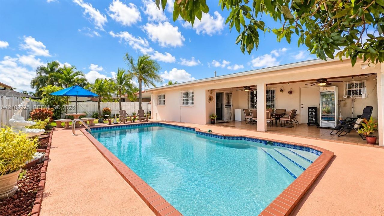 7931 W 6th Ave , Hialeah, FL 33014 Photo