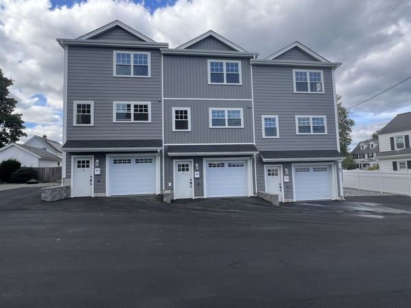 1 Richmond Park, Unit 1, Woburn, MA 01801