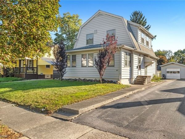 471 Sumatra Avenue , Akron, OH 44305