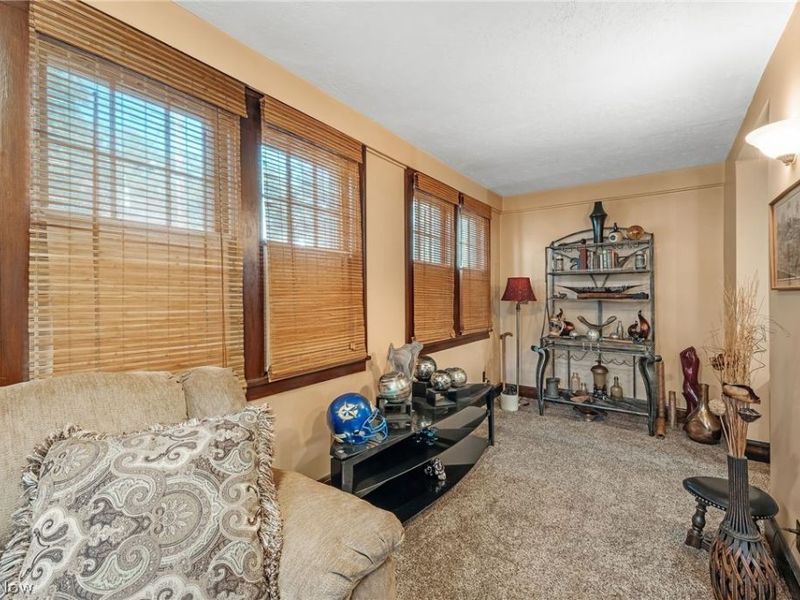 471 Sumatra Avenue, Akron, OH 44305 Photo 7