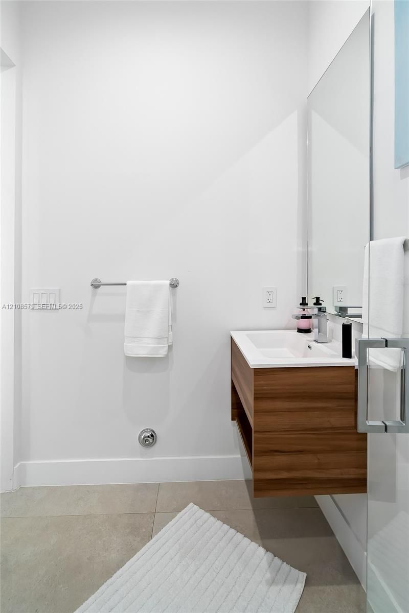 311 189th St, Sunny Isles Beach, FL 33160 Photo