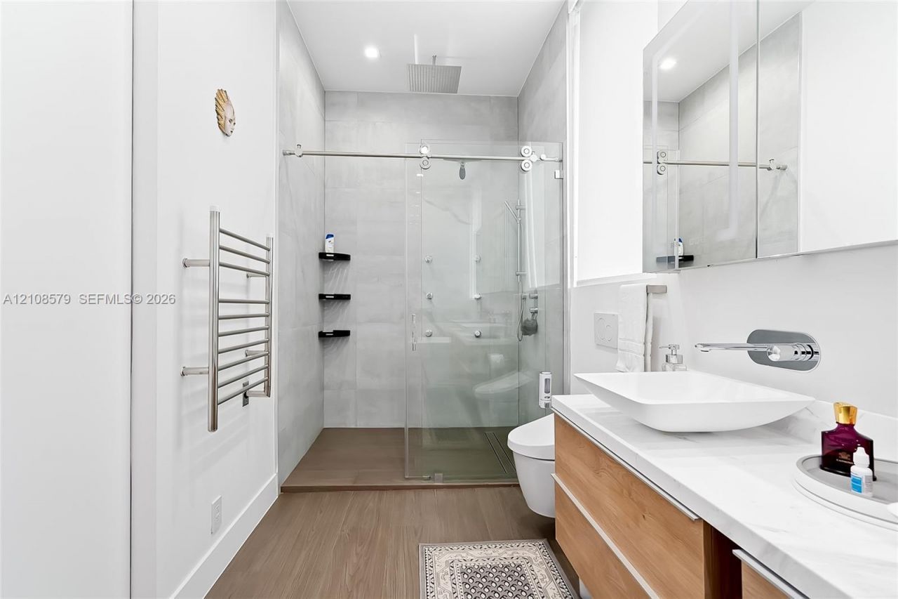 311 189th St, Sunny Isles Beach, FL 33160 Photo