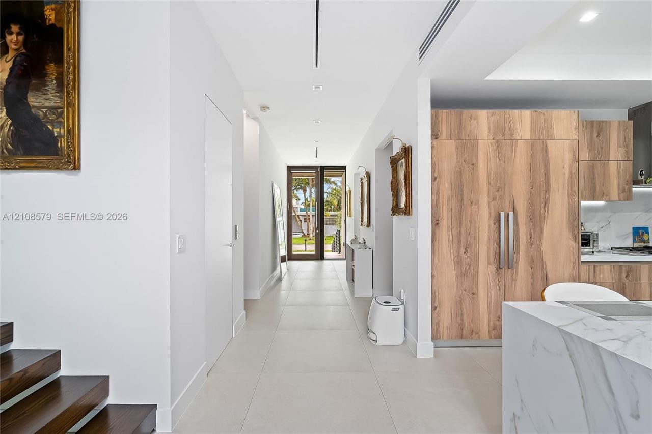 311 189th St, Sunny Isles Beach, FL 33160 Photo