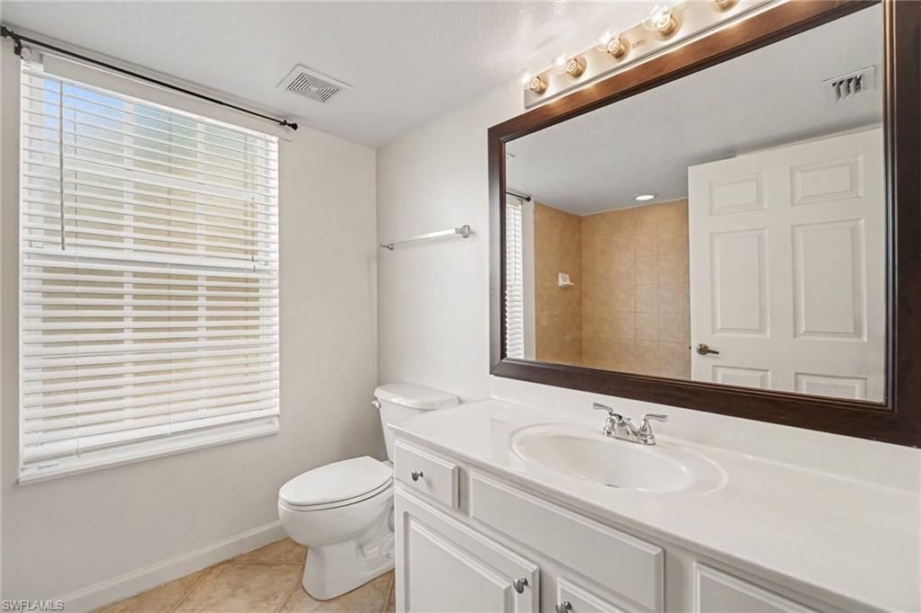 4127 Residence Dr , Unit 415, Fort Myers, FL 33901 Photo