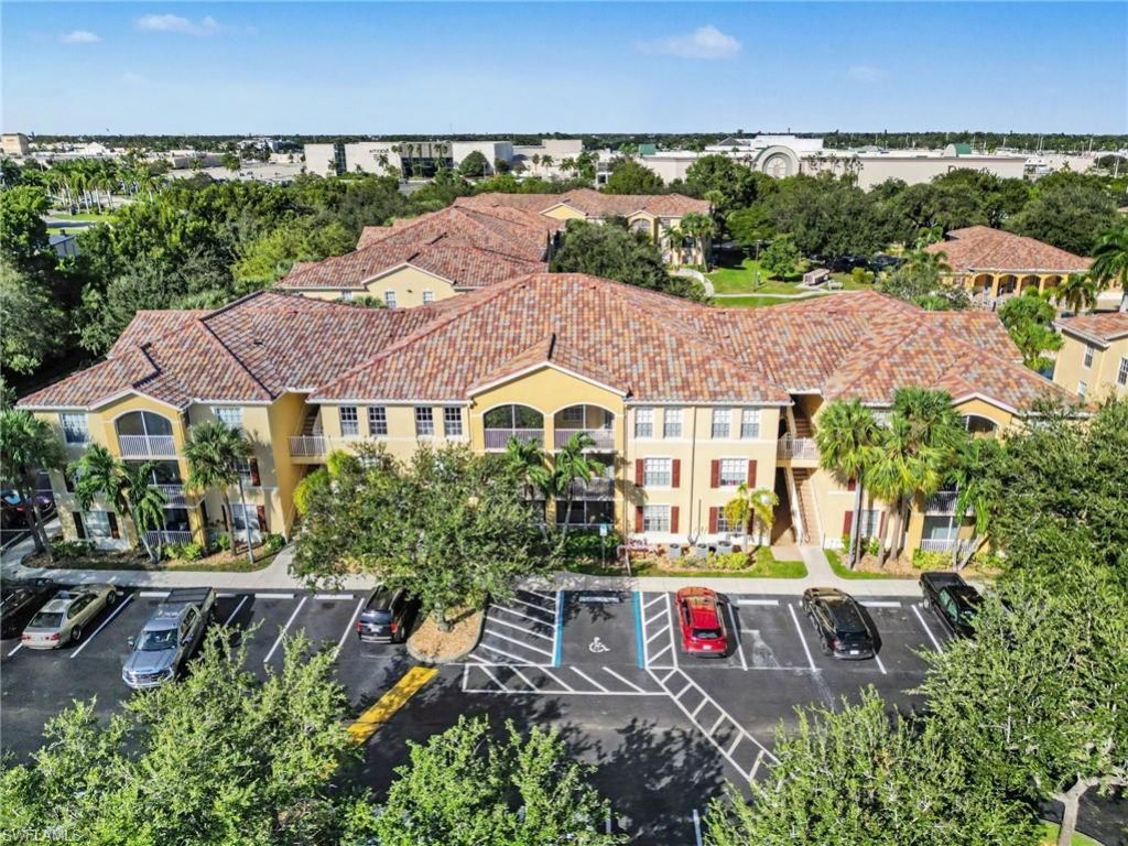 4127 Residence Dr , Unit 415, Fort Myers, FL 33901 Photo