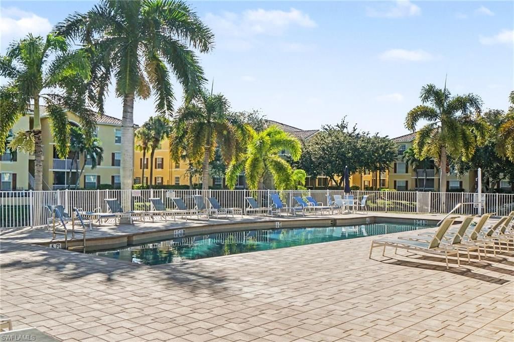 4127 Residence Dr , Unit 415, Fort Myers, FL 33901 Photo