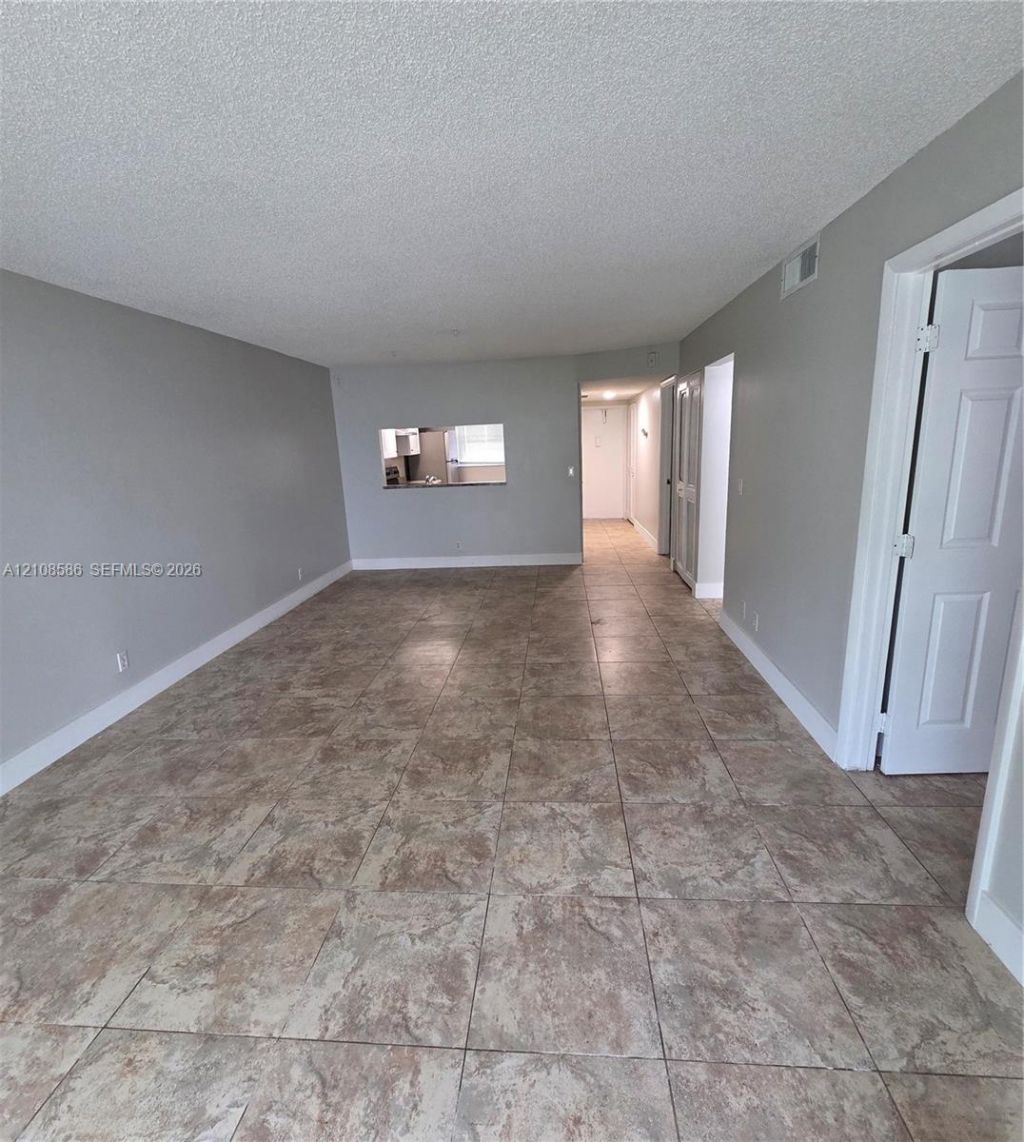6075 N Sabal Palm Blvd , Unit 110, Tamarac, FL 33319 Photo