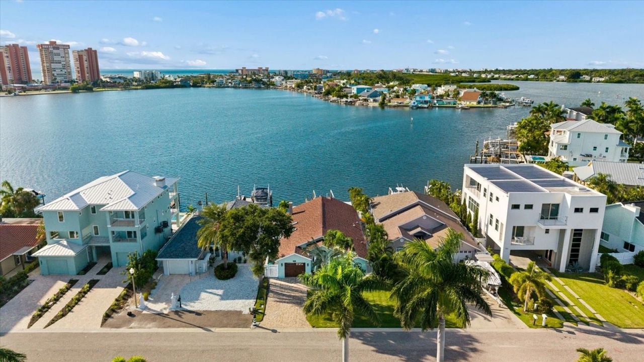 112 Wall Street, Redington Shores, FL 33708 Photo