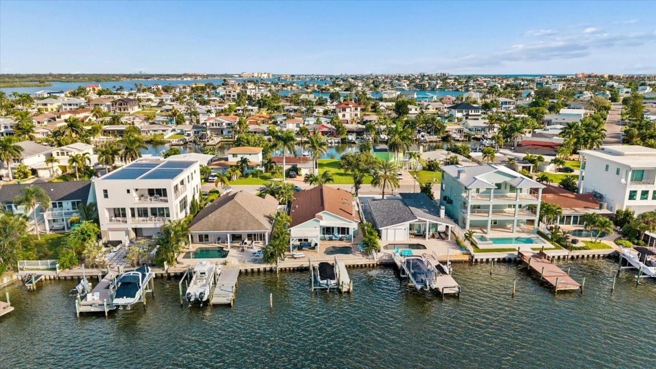 112 Wall Street, Redington Shores, FL 33708 Photo