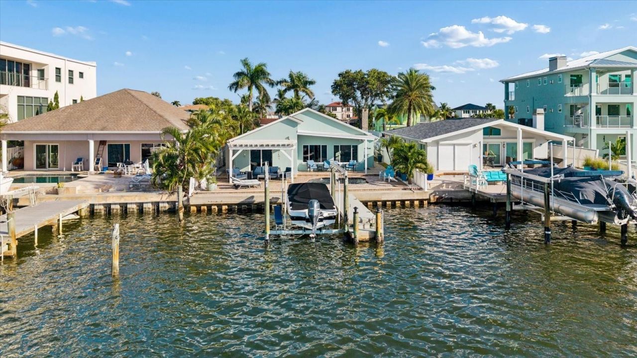 112 Wall Street, Redington Shores, FL 33708 Photo