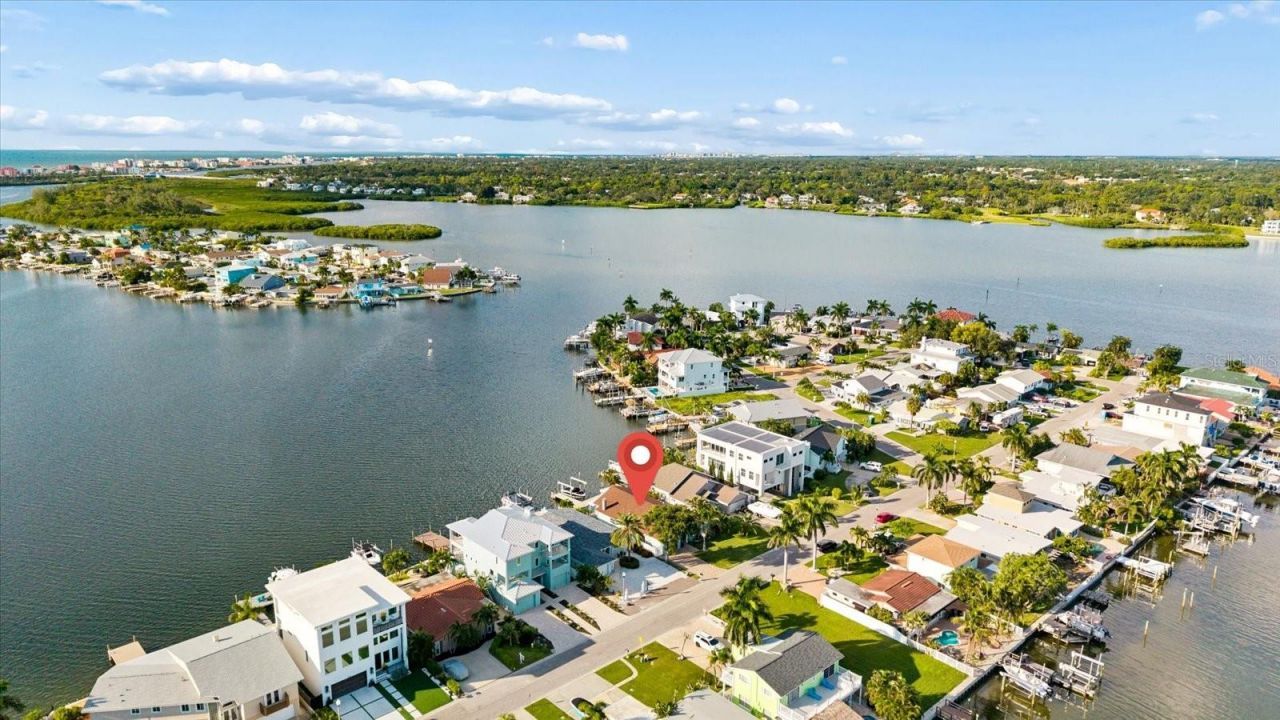 112 Wall Street, Redington Shores, FL 33708 Photo