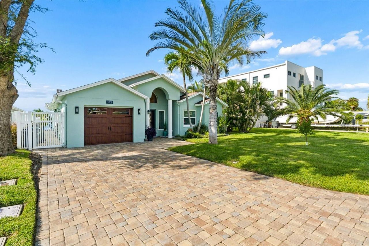 112 Wall Street, Redington Shores, FL 33708 Photo