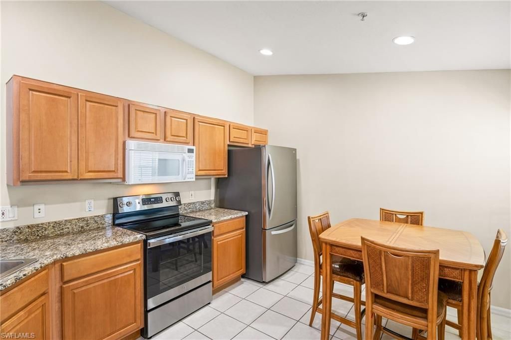 2627 Somerville Loop , Unit 605, Cape Coral, FL 33991 Photo