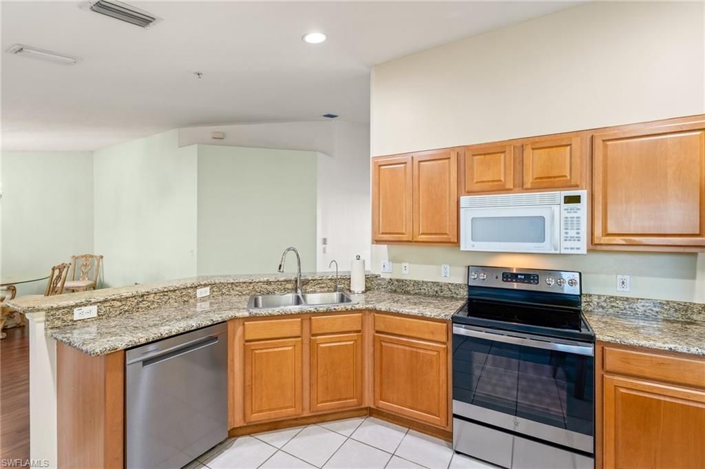 2627 Somerville Loop , Unit 605, Cape Coral, FL 33991 Photo