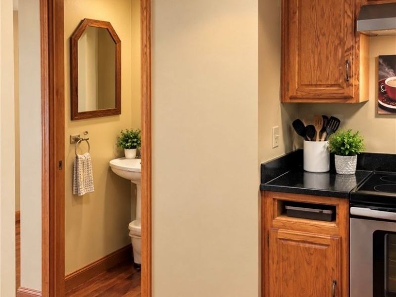 5498 Worth Forest Place E, Columbus, OH 43229 Photo 13