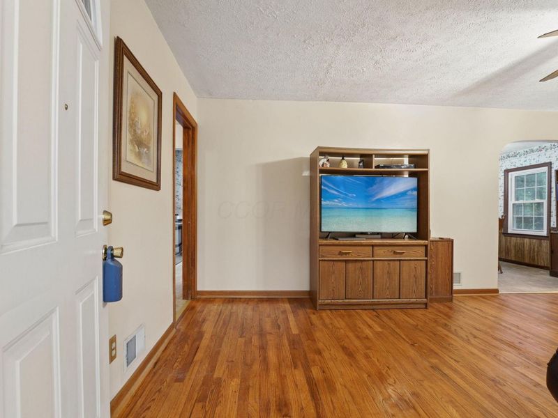 1147 Shady Lane Road , Columbus, OH 43227 Photo 7