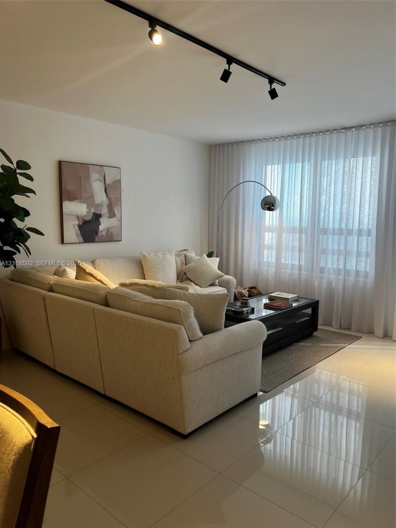 10185 Collins Ave , Unit 515, Bal Harbour, FL 33154 Photo