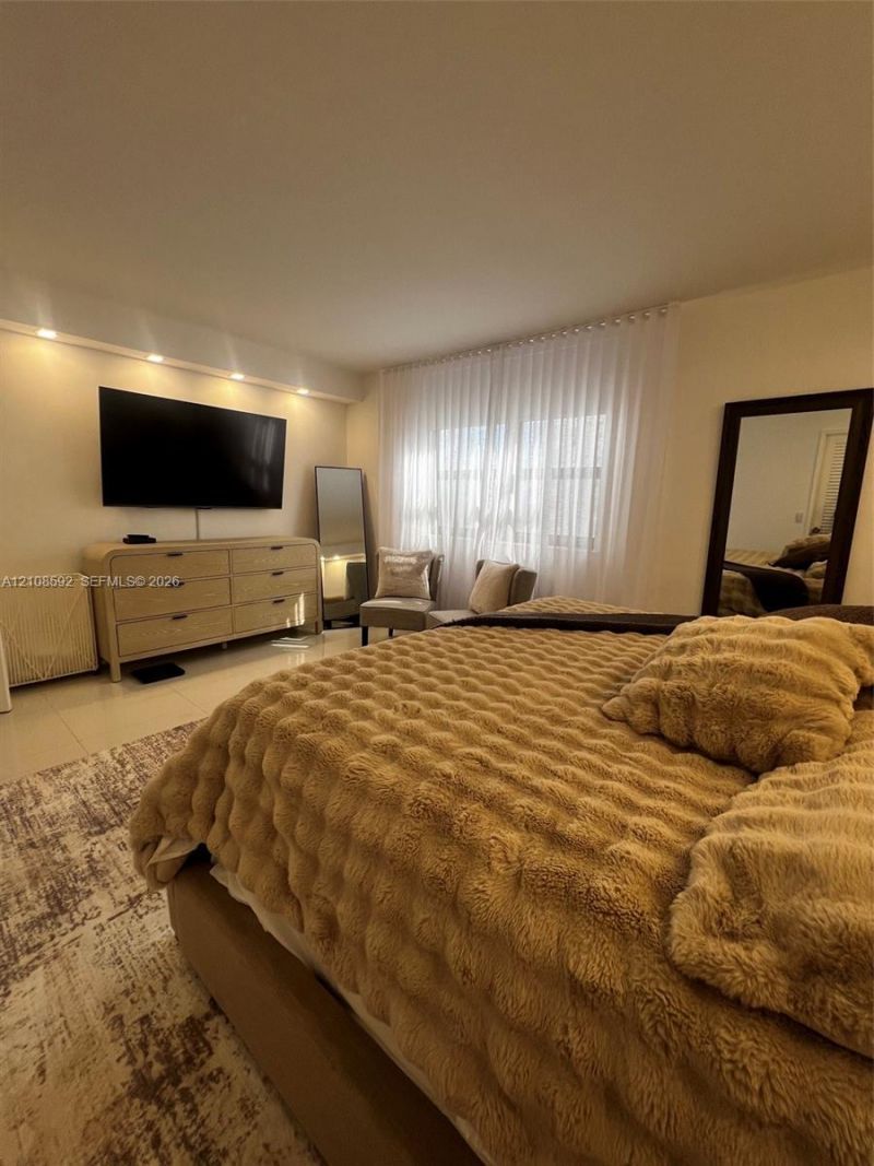 10185 Collins Ave , Unit 515, Bal Harbour, FL 33154 Photo